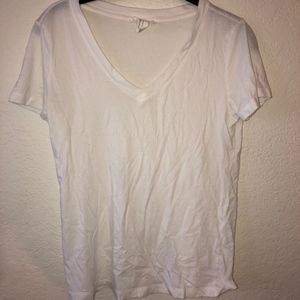Forever 21 White V neck t shirt